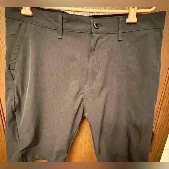 Kenneth Cole Performance Men’s Shorts - 34 - Black with Stretch - Picture 1 of 11